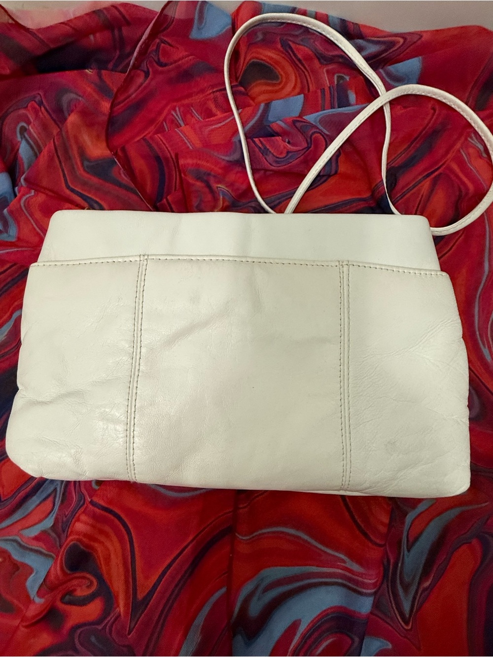 Vintage Creamy White Genuine Soft Leather Bow Crossbody Bag - Picture 2 of 5